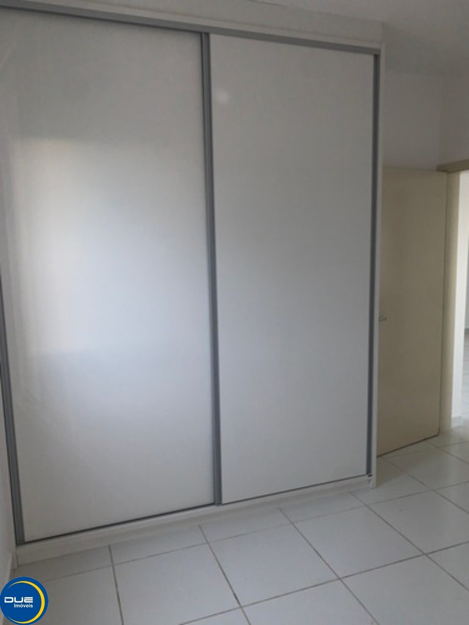 Apartamento para alugar com 2 quartos, 68m² - Foto 18