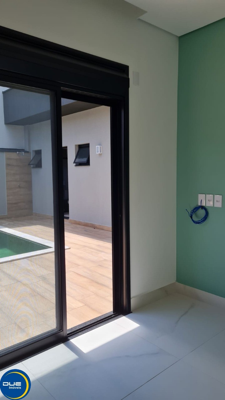 Casa à venda com 3 quartos, 330m² - Foto 12