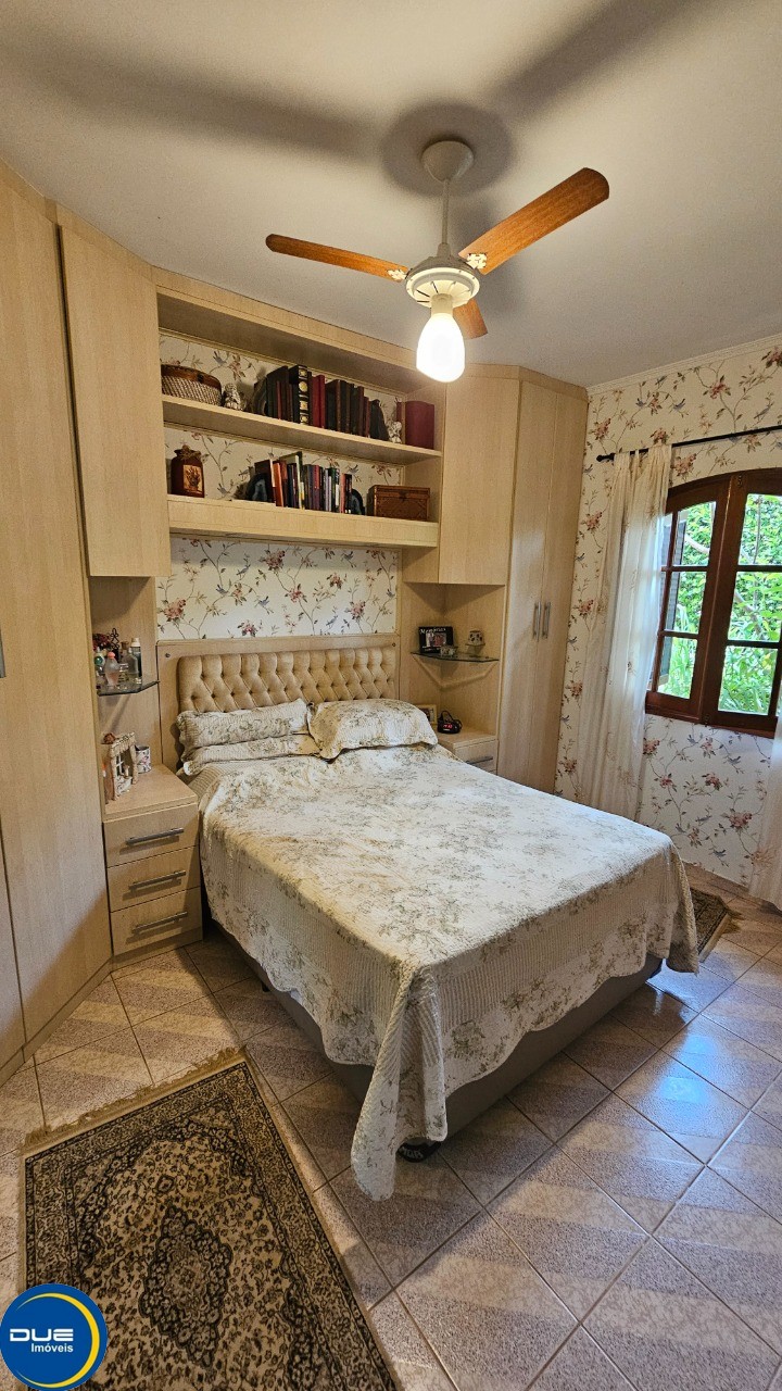 Casa à venda com 3 quartos, 1150m² - Foto 41