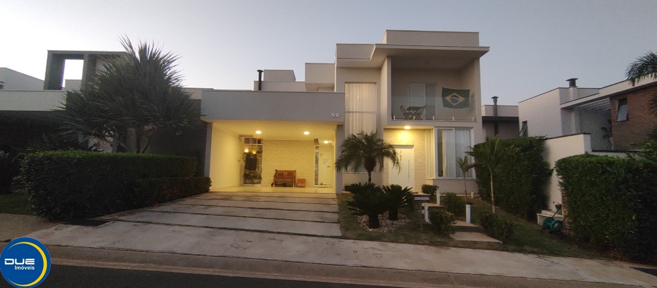 Casa à venda com 3 quartos, 300m² - Foto 2