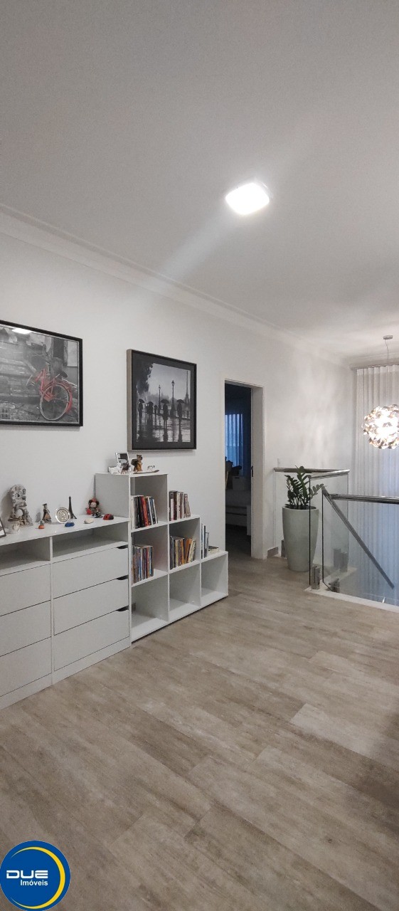 Casa à venda com 3 quartos, 300m² - Foto 65