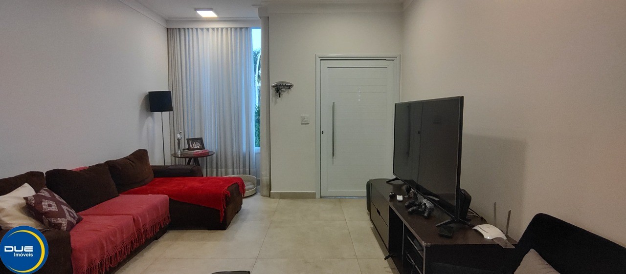 Casa à venda com 3 quartos, 300m² - Foto 18