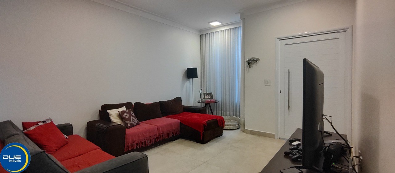 Casa à venda com 3 quartos, 300m² - Foto 19