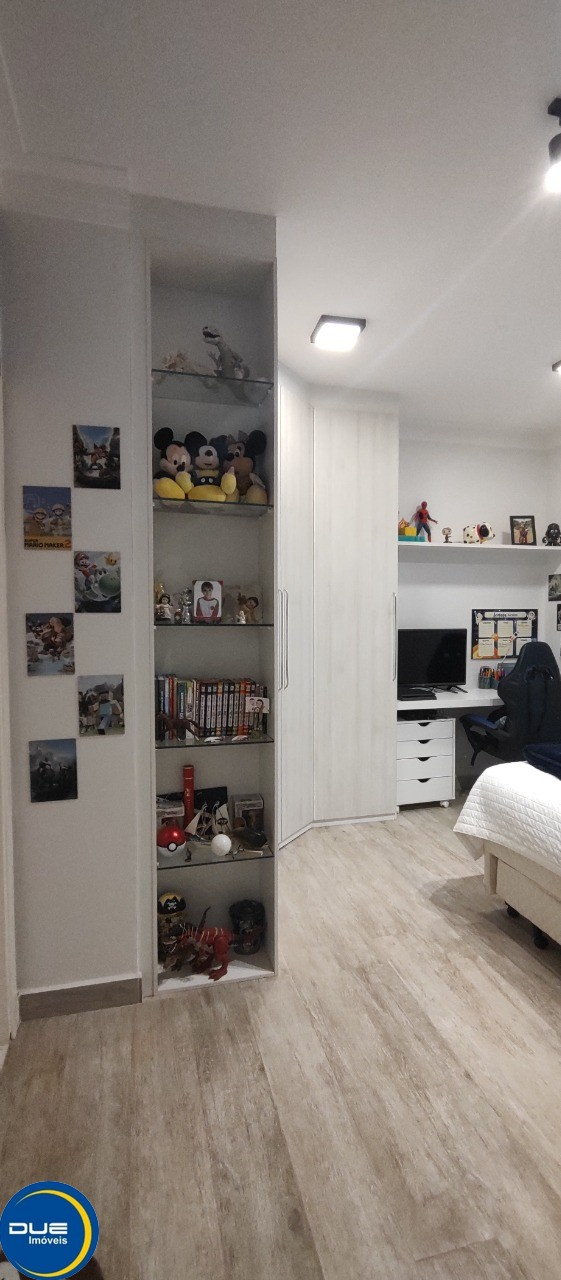 Casa à venda com 3 quartos, 300m² - Foto 42