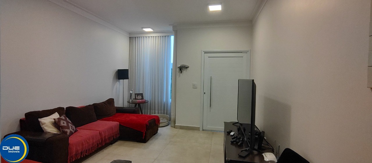 Casa à venda com 3 quartos, 300m² - Foto 17