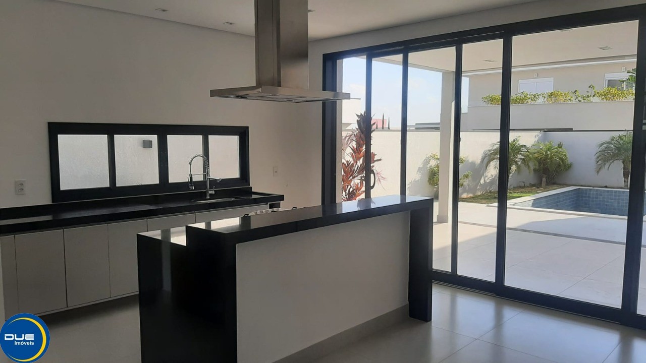 Casa à venda com 4 quartos, 260m² - Foto 19