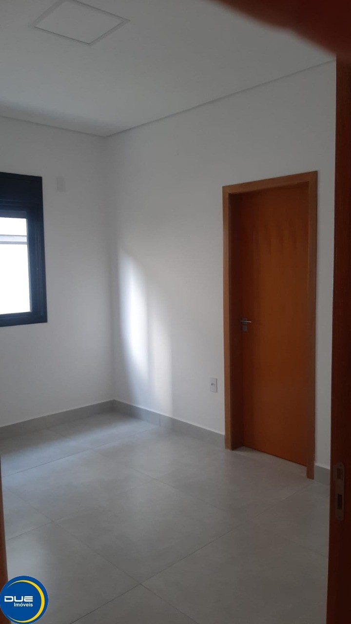 Casa à venda com 4 quartos, 260m² - Foto 16