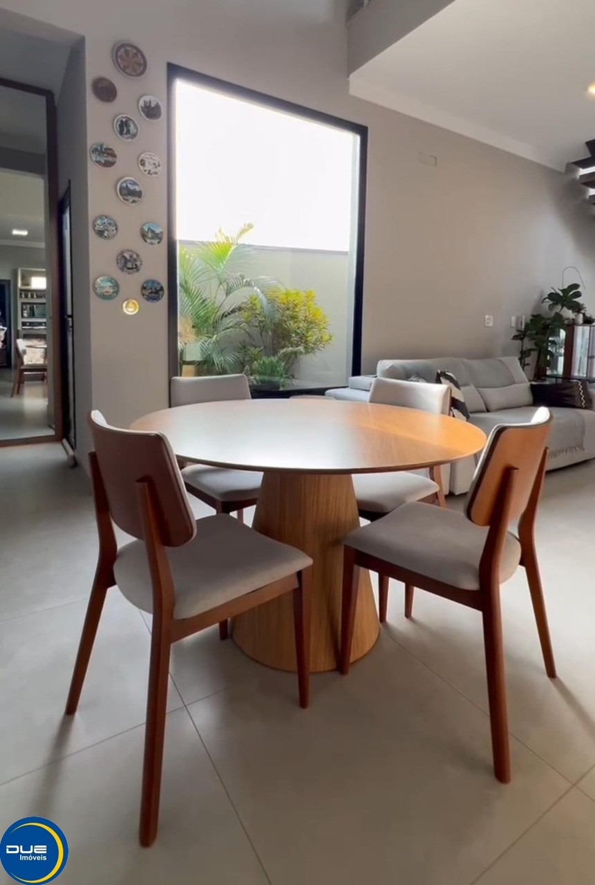 Casa à venda com 3 quartos, 300m² - Foto 31