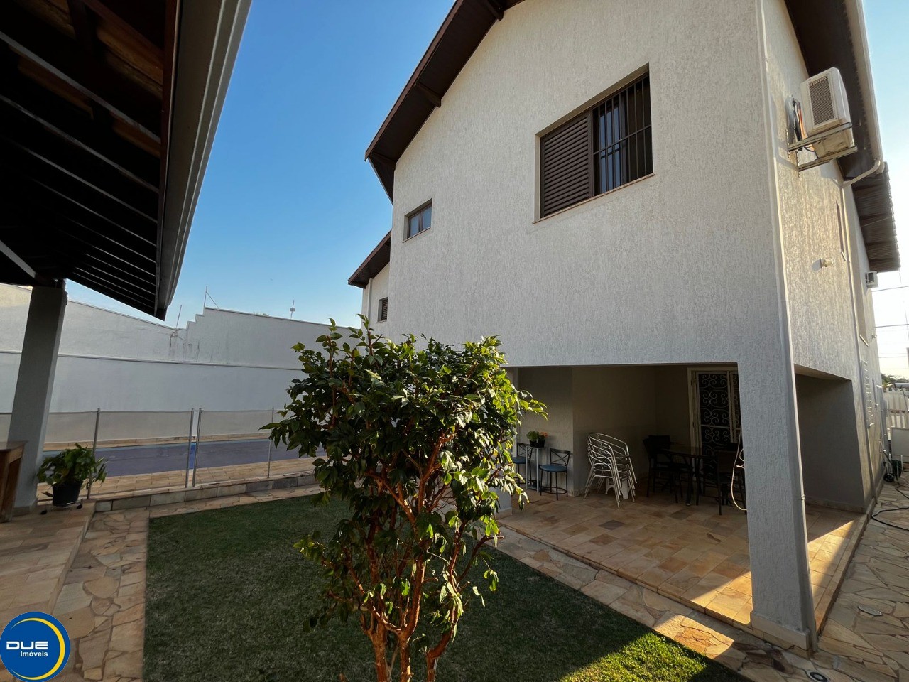 Casa à venda com 5 quartos, 303m² - Foto 23