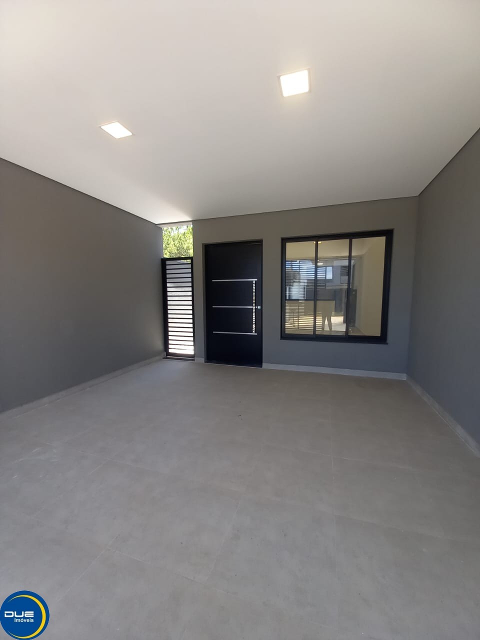 Casa à venda com 3 quartos, 170m² - Foto 1