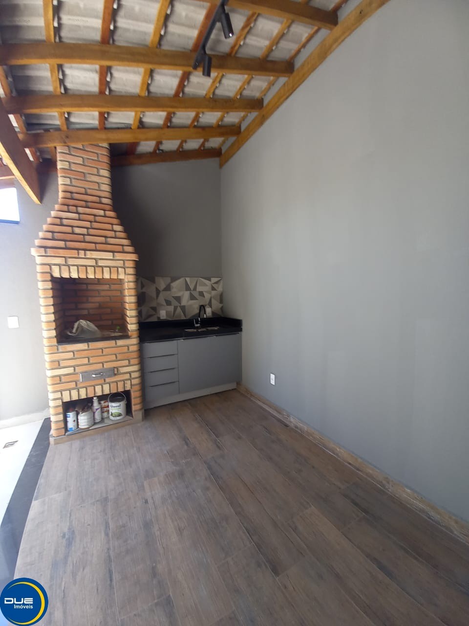 Casa à venda com 3 quartos, 170m² - Foto 4