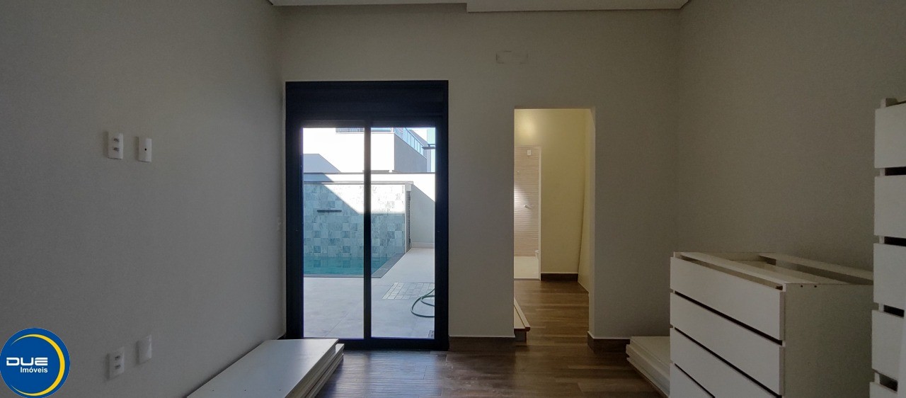 Casa à venda com 3 quartos, 300m² - Foto 27