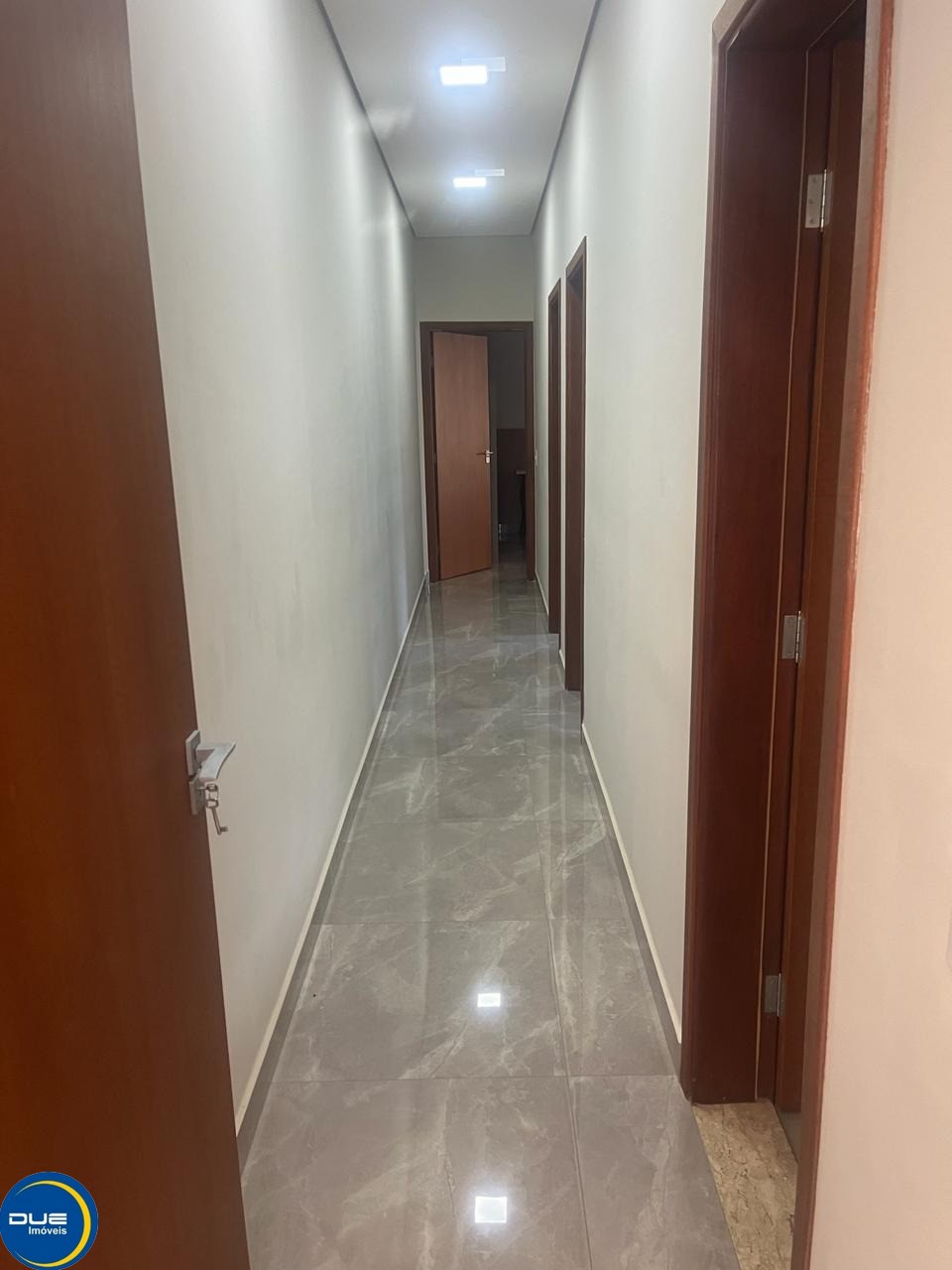 Casa à venda com 3 quartos, 141m² - Foto 6