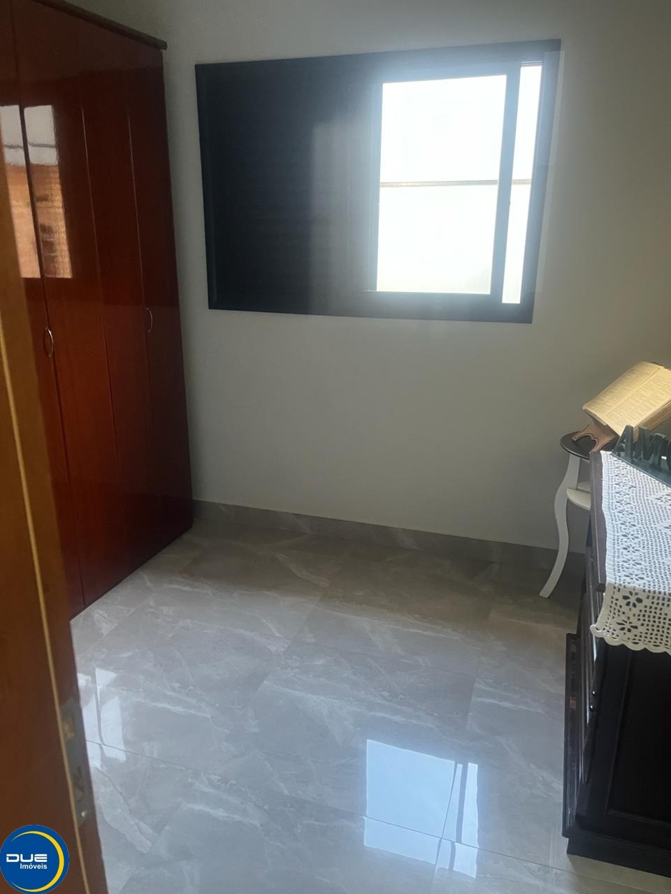 Casa à venda com 3 quartos, 141m² - Foto 9