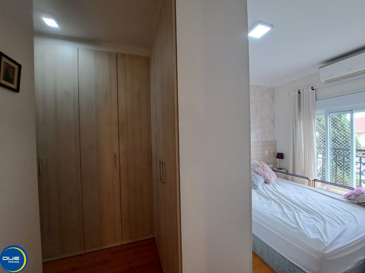 Casa à venda com 3 quartos, 150m² - Foto 2