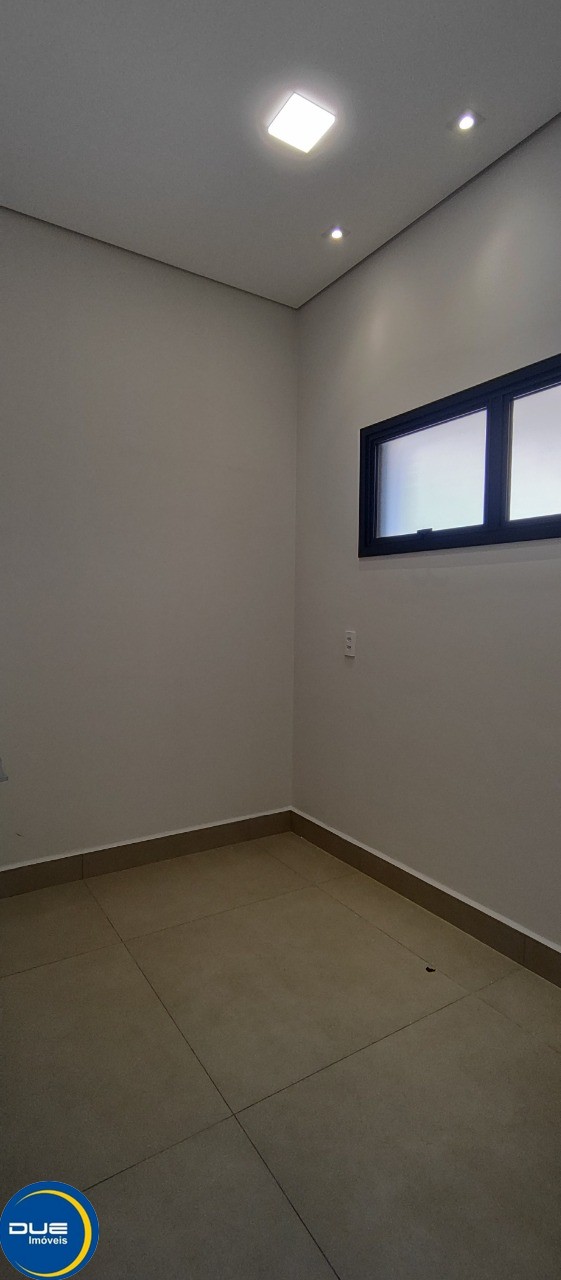 Casa à venda com 3 quartos, 300m² - Foto 18