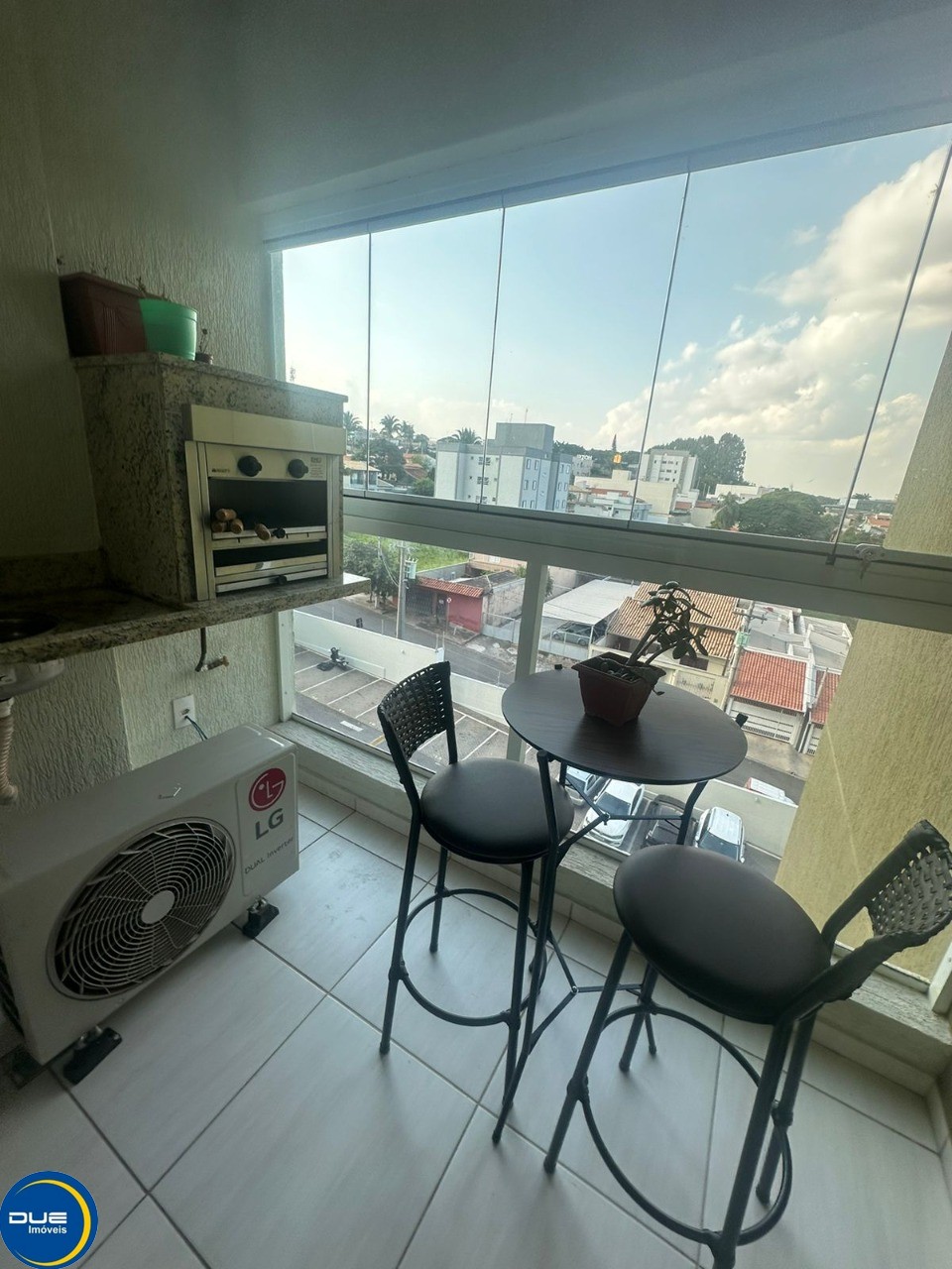 Apartamento à venda com 2 quartos, 69m² - Foto 3