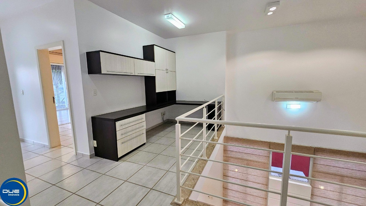 Casa à venda com 4 quartos, 350m² - Foto 21