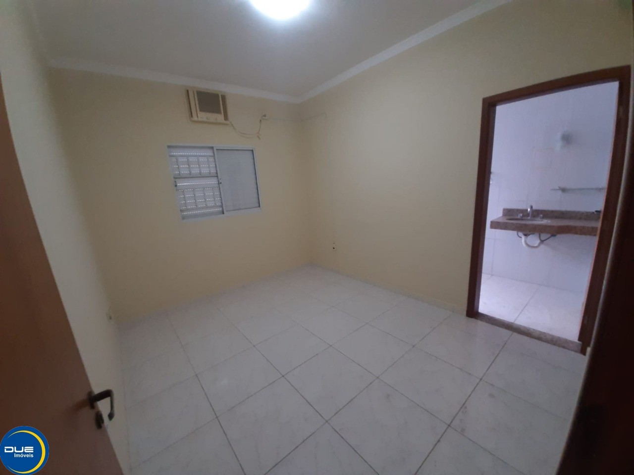 Casa à venda com 3 quartos, 146m² - Foto 7