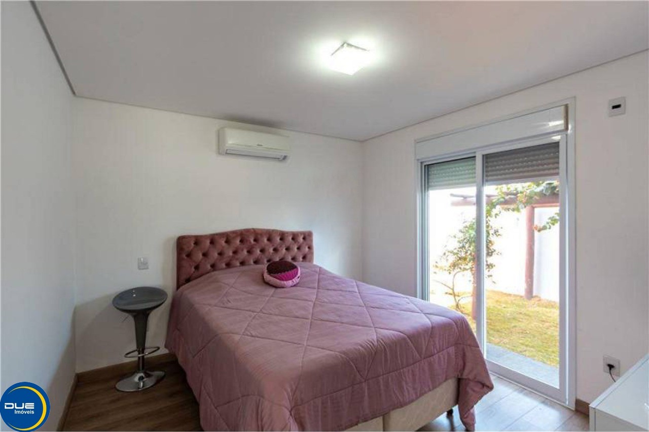 Casa à venda com 4 quartos, 360m² - Foto 22