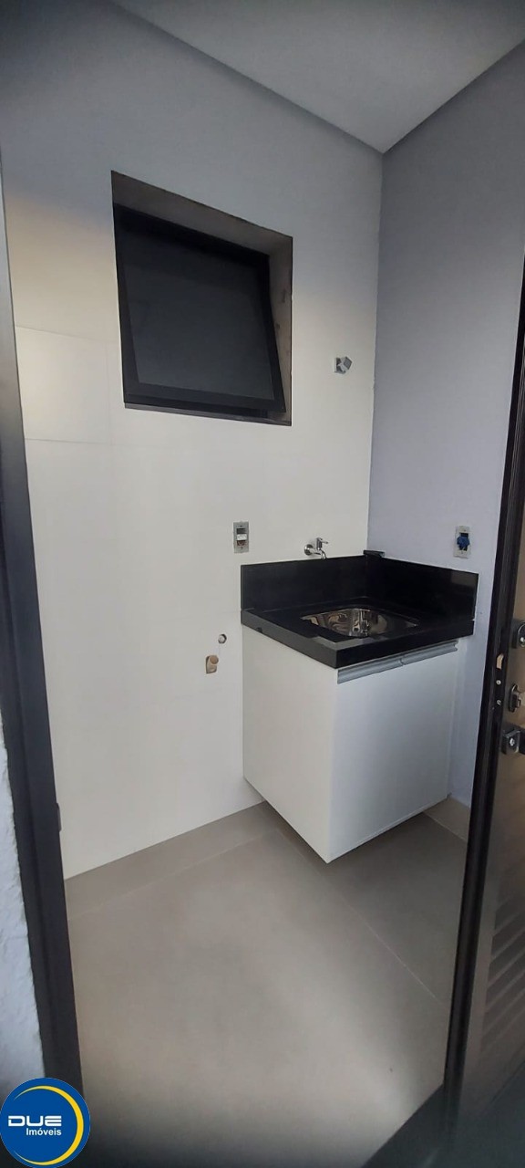 Casa à venda com 3 quartos, 300m² - Foto 12