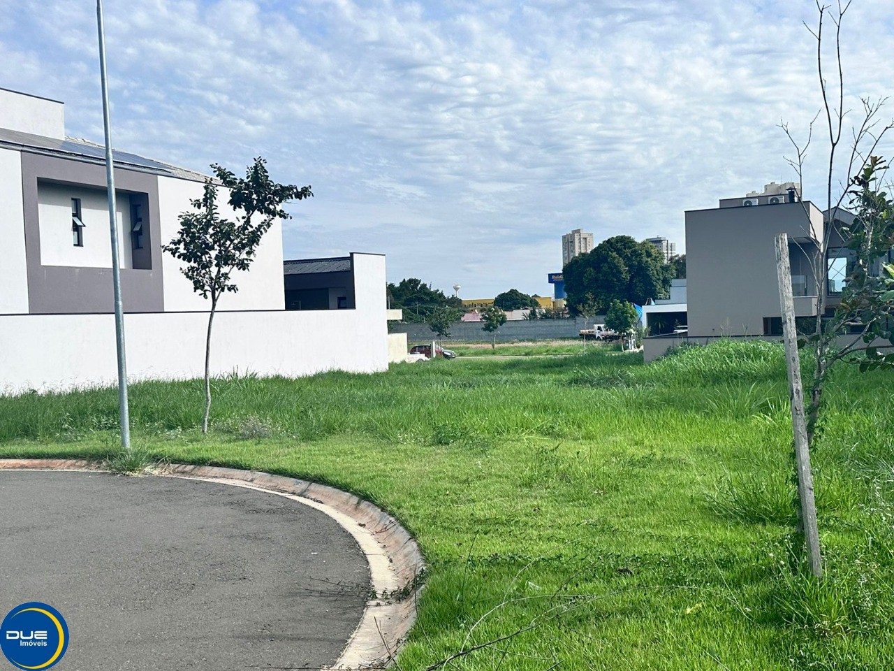 Terreno, 350 m² - Foto 1
