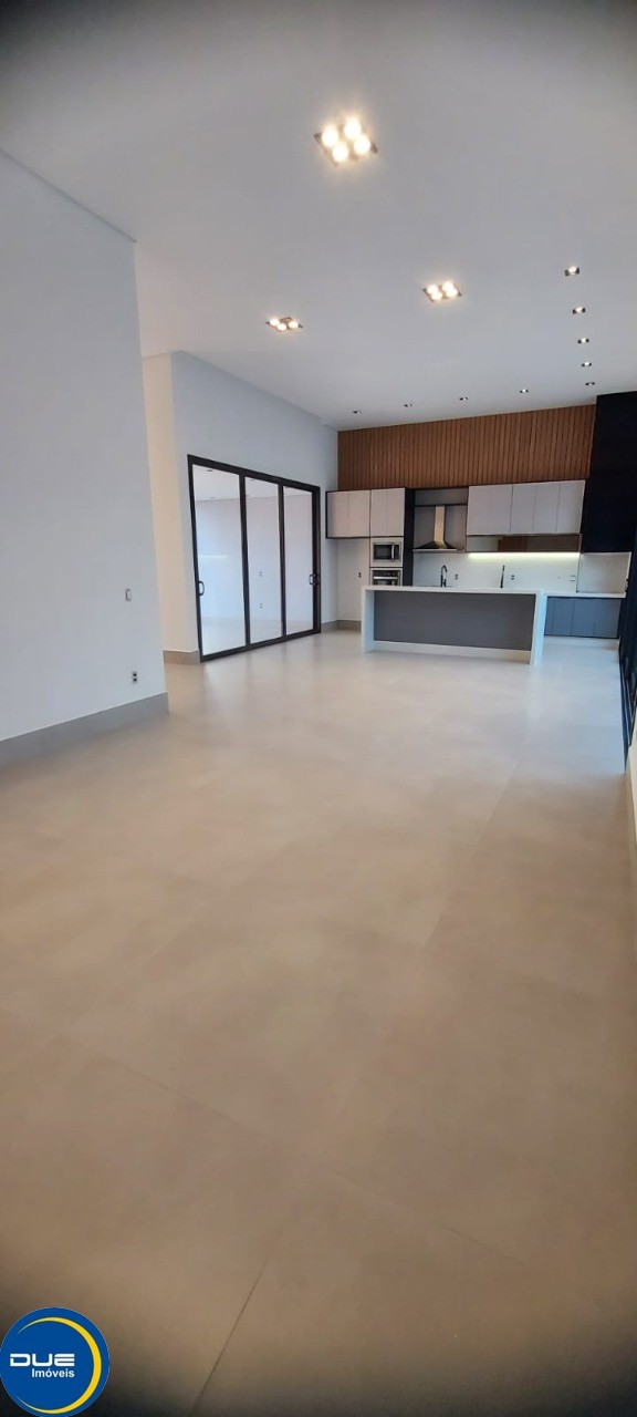 Casa à venda com 3 quartos, 300m² - Foto 5