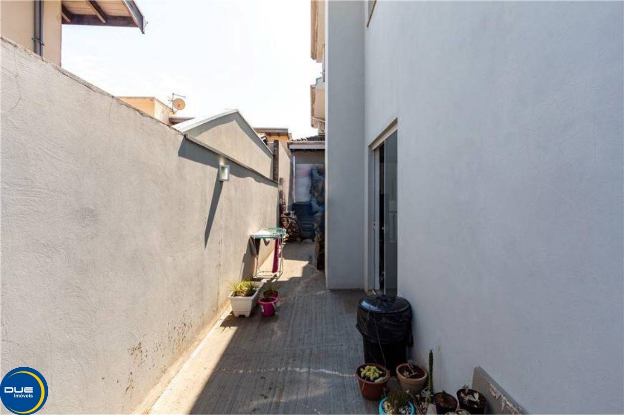 Casa à venda com 4 quartos, 360m² - Foto 17