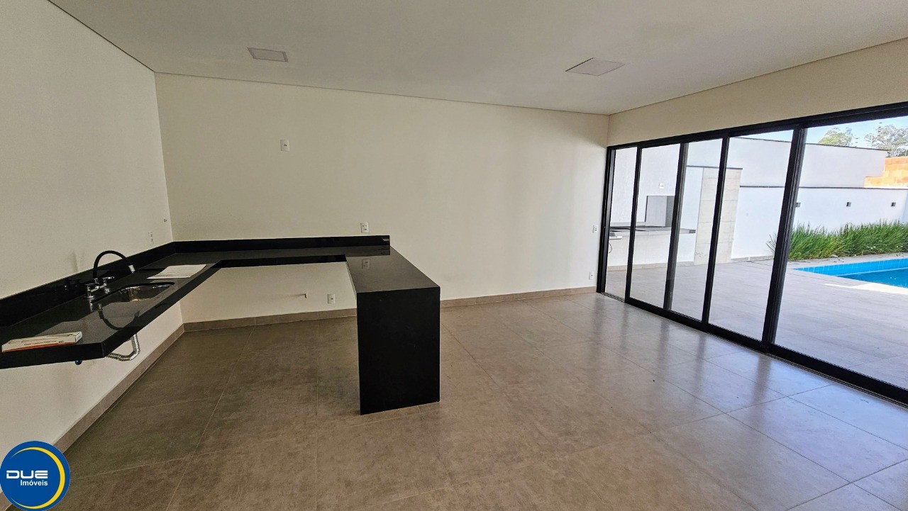 Casa à venda com 3 quartos, 177m² - Foto 5