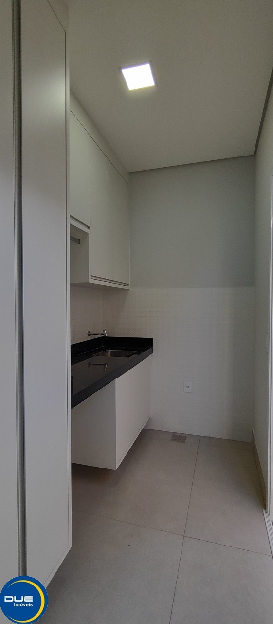 Casa à venda com 4 quartos, 300m² - Foto 26