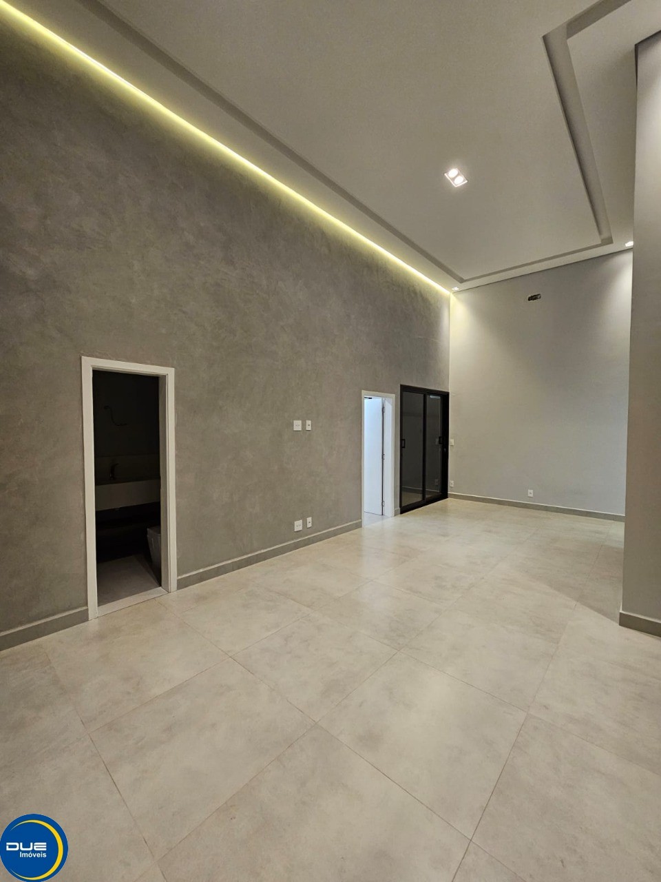 Casa à venda com 3 quartos, 310m² - Foto 5