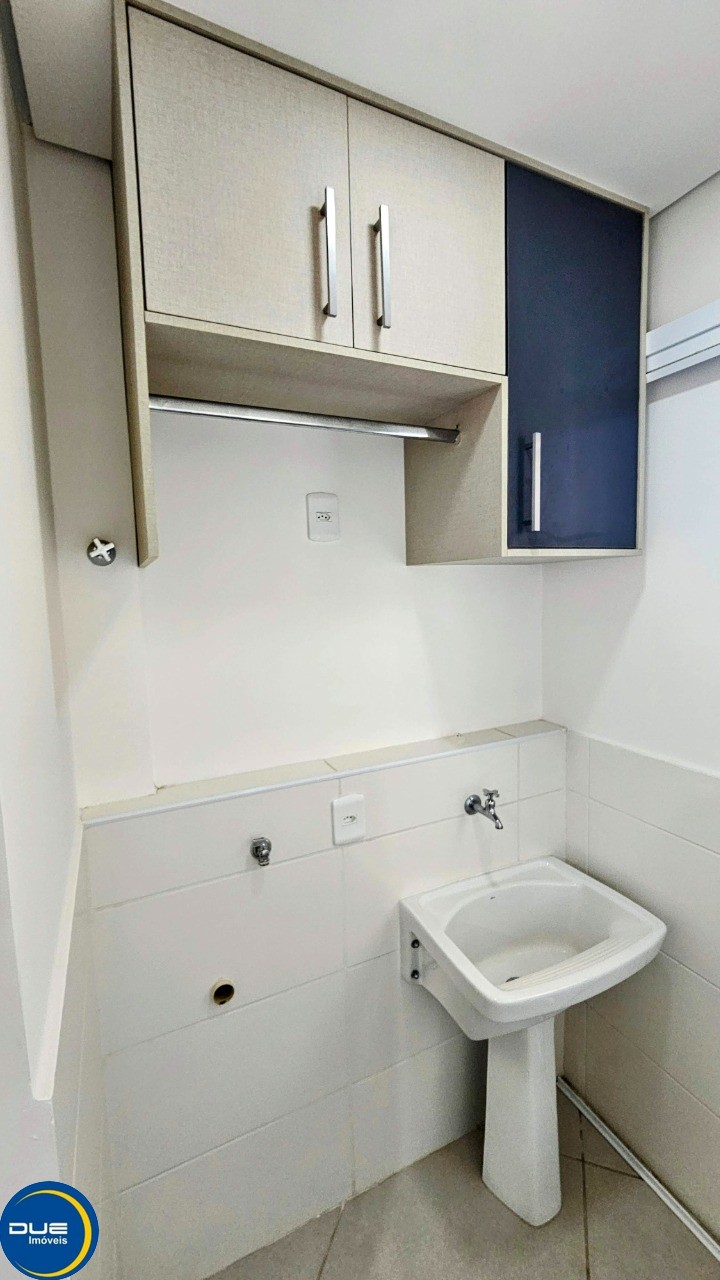 Apartamento à venda com 2 quartos, 65m² - Foto 11