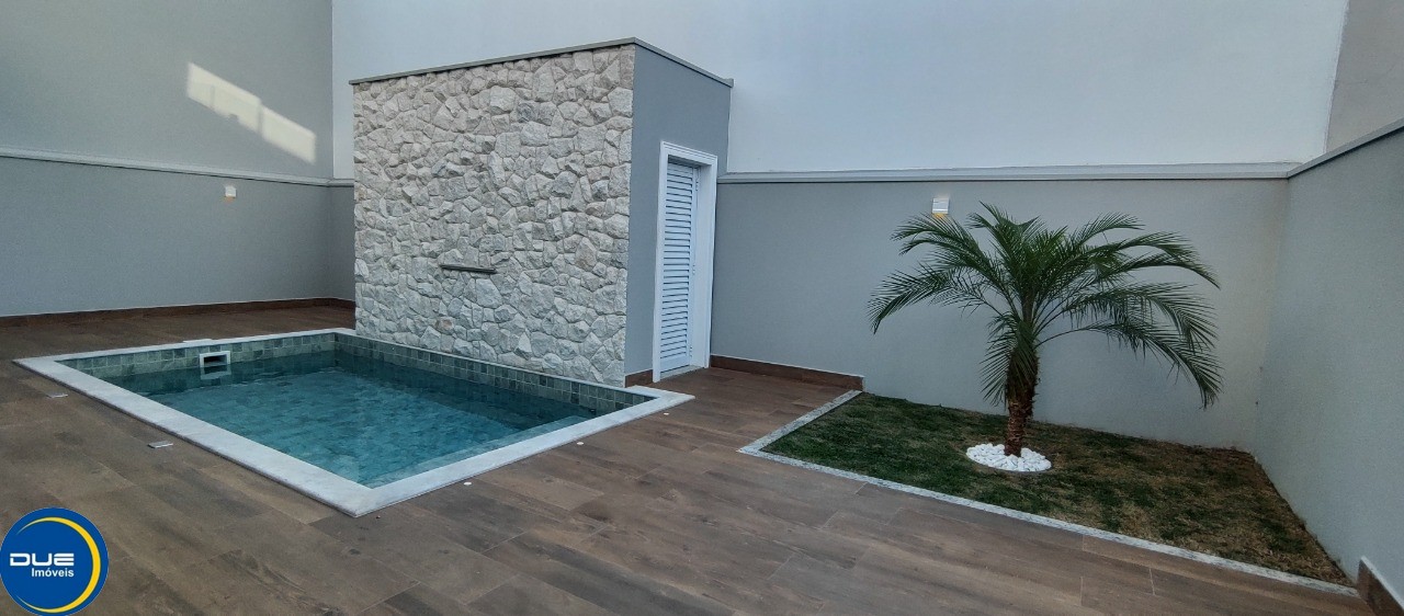 Casa à venda com 4 quartos, 300m² - Foto 25