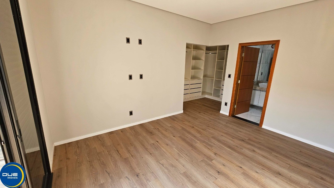 Casa à venda com 3 quartos, 190m² - Foto 7