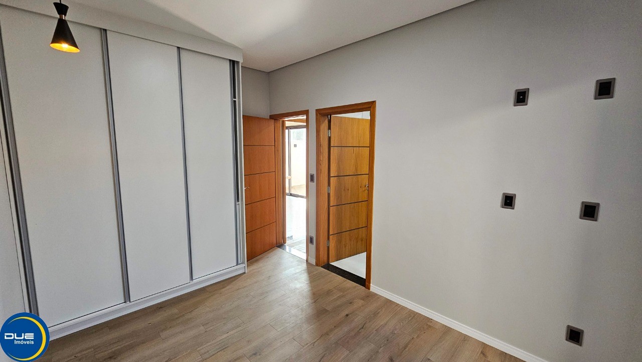 Casa à venda com 3 quartos, 190m² - Foto 12