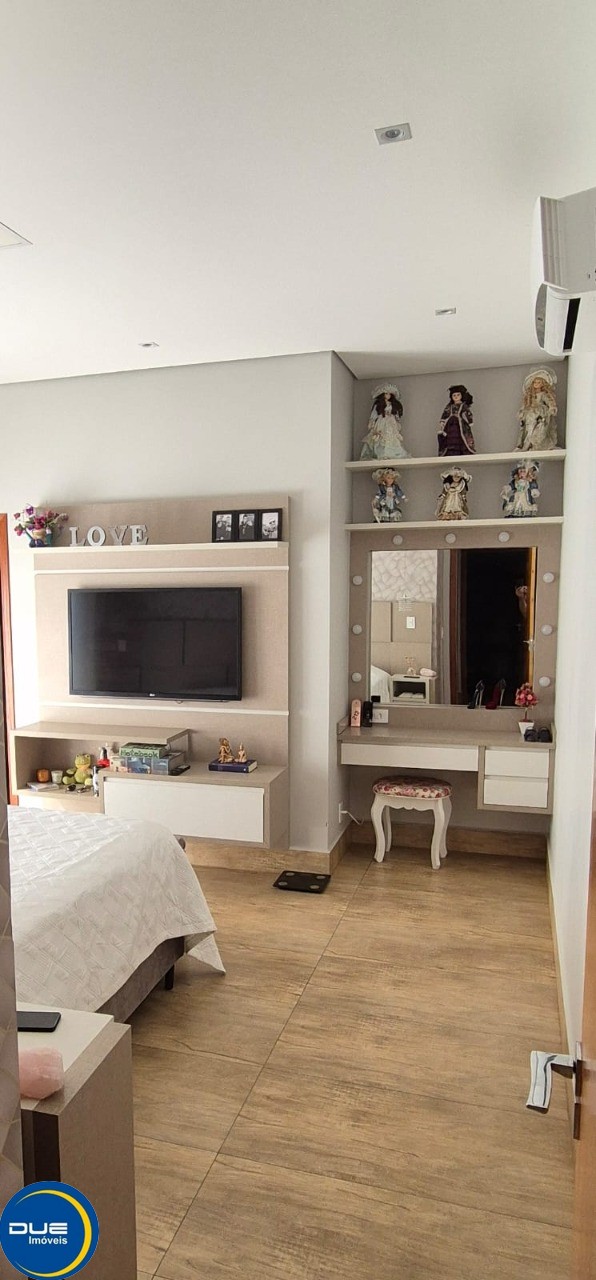 Casa à venda com 3 quartos, 300m² - Foto 15