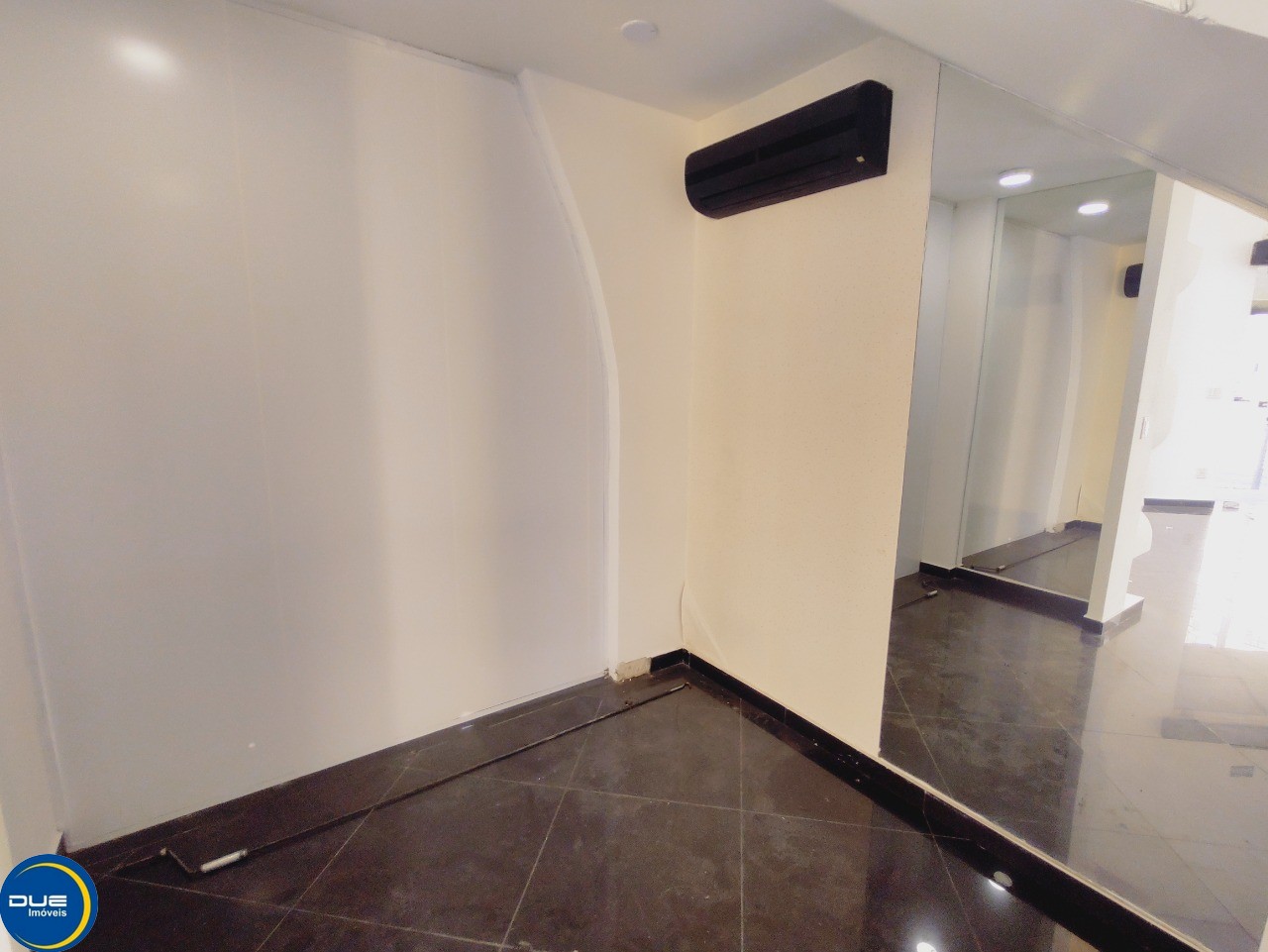 Prédio Inteiro para alugar, 160m² - Foto 10