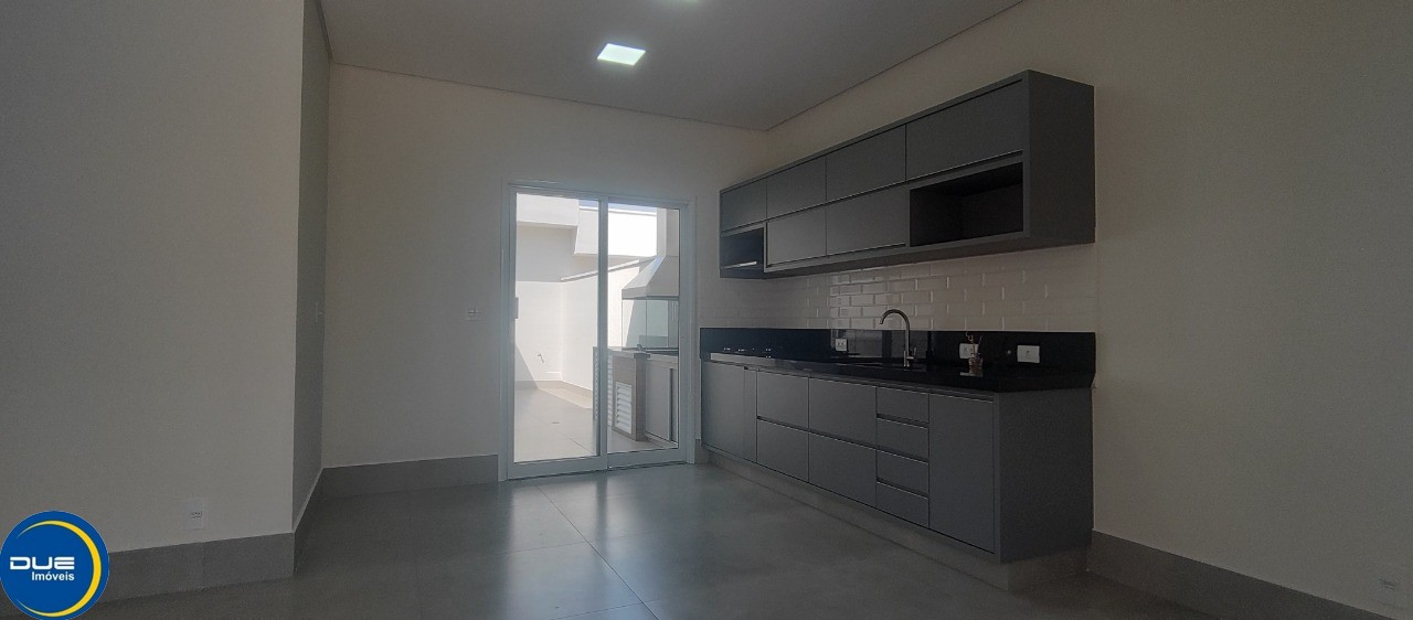 Casa à venda com 3 quartos, 150m² - Foto 3