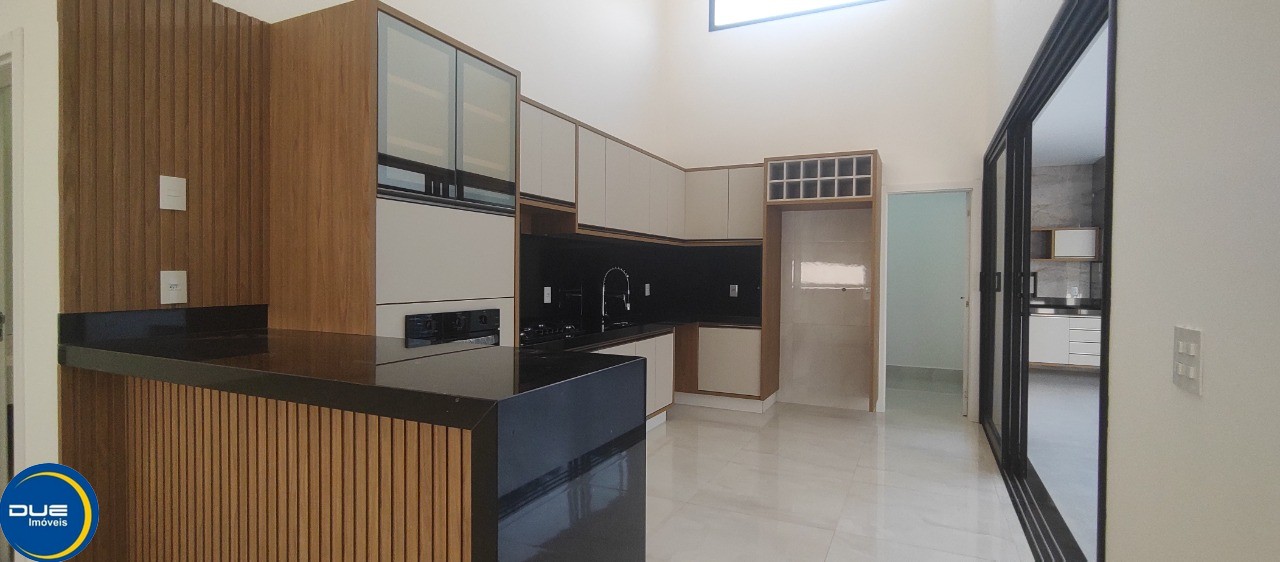 Casa à venda com 3 quartos, 350m² - Foto 13