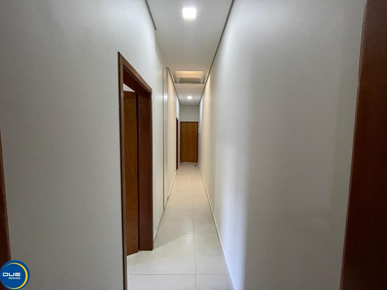 Casa à venda com 3 quartos, 250m² - Foto 20