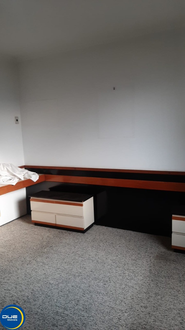 Apartamento à venda com 3 quartos, 155m² - Foto 12