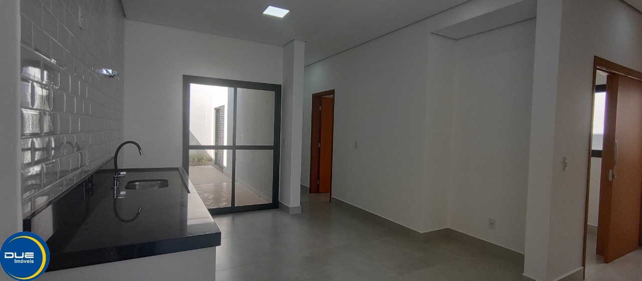 Casa à venda com 3 quartos, 137m² - Foto 9