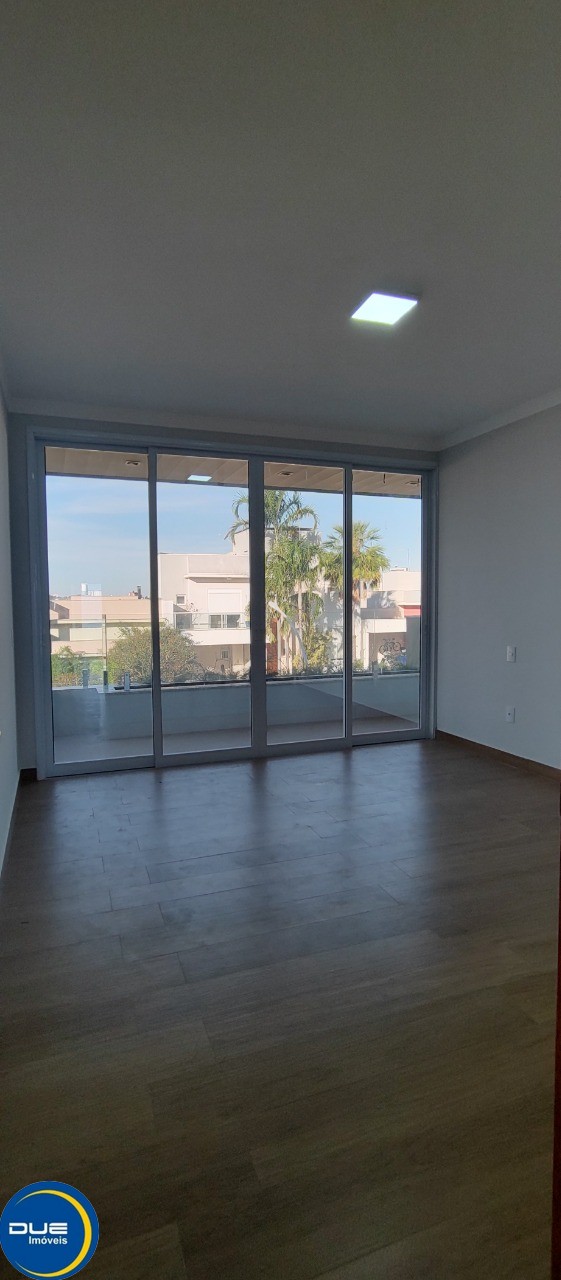 Casa à venda com 4 quartos, 300m² - Foto 33