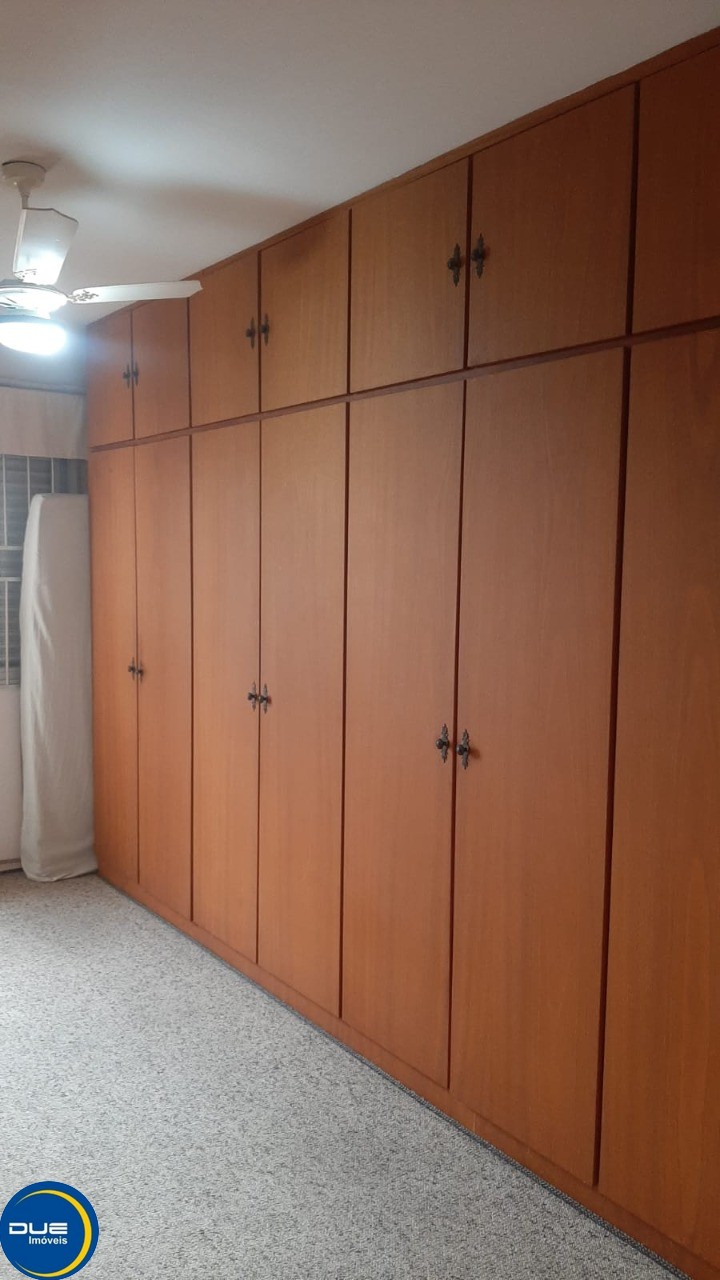 Apartamento à venda com 3 quartos, 155m² - Foto 9