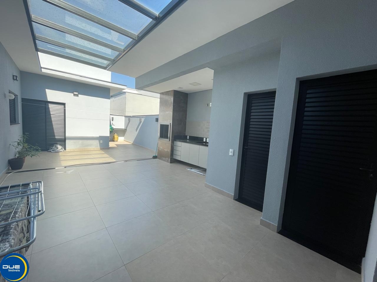 Casa à venda com 3 quartos, 250m² - Foto 15