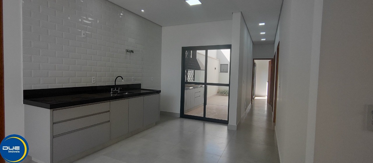 Casa à venda com 3 quartos, 137m² - Foto 12