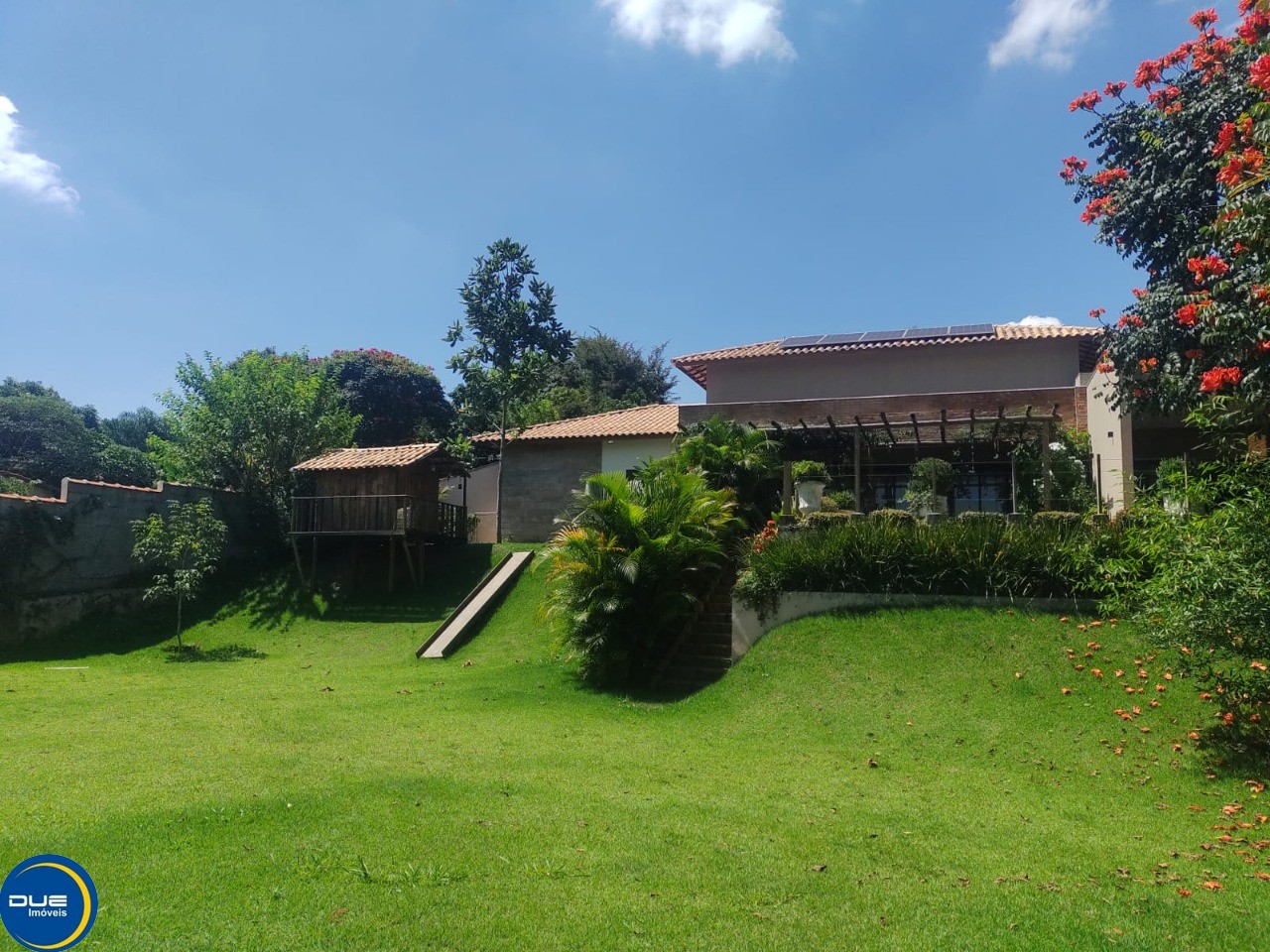 Fazenda à venda com 4 quartos, 2500m² - Foto 2