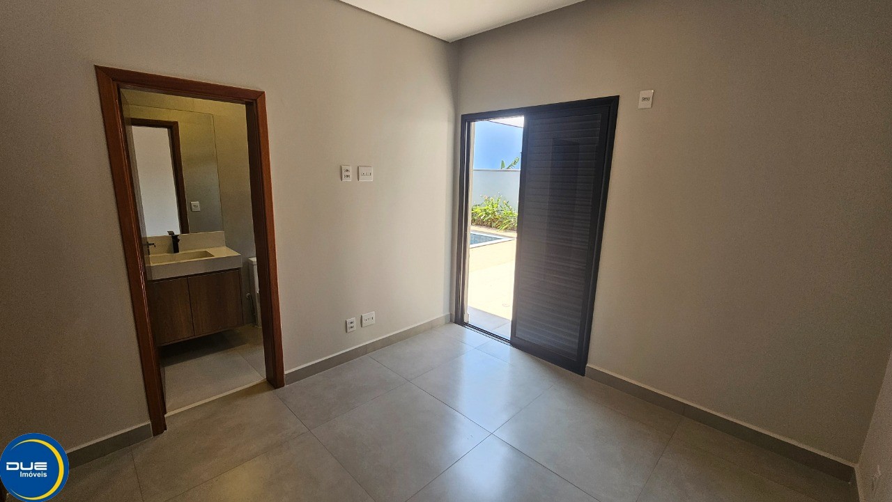 Casa à venda com 3 quartos, 300m² - Foto 24