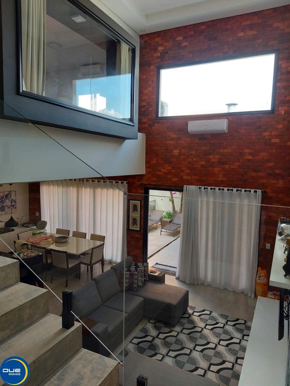 Casa à venda com 3 quartos, 250m² - Foto 4