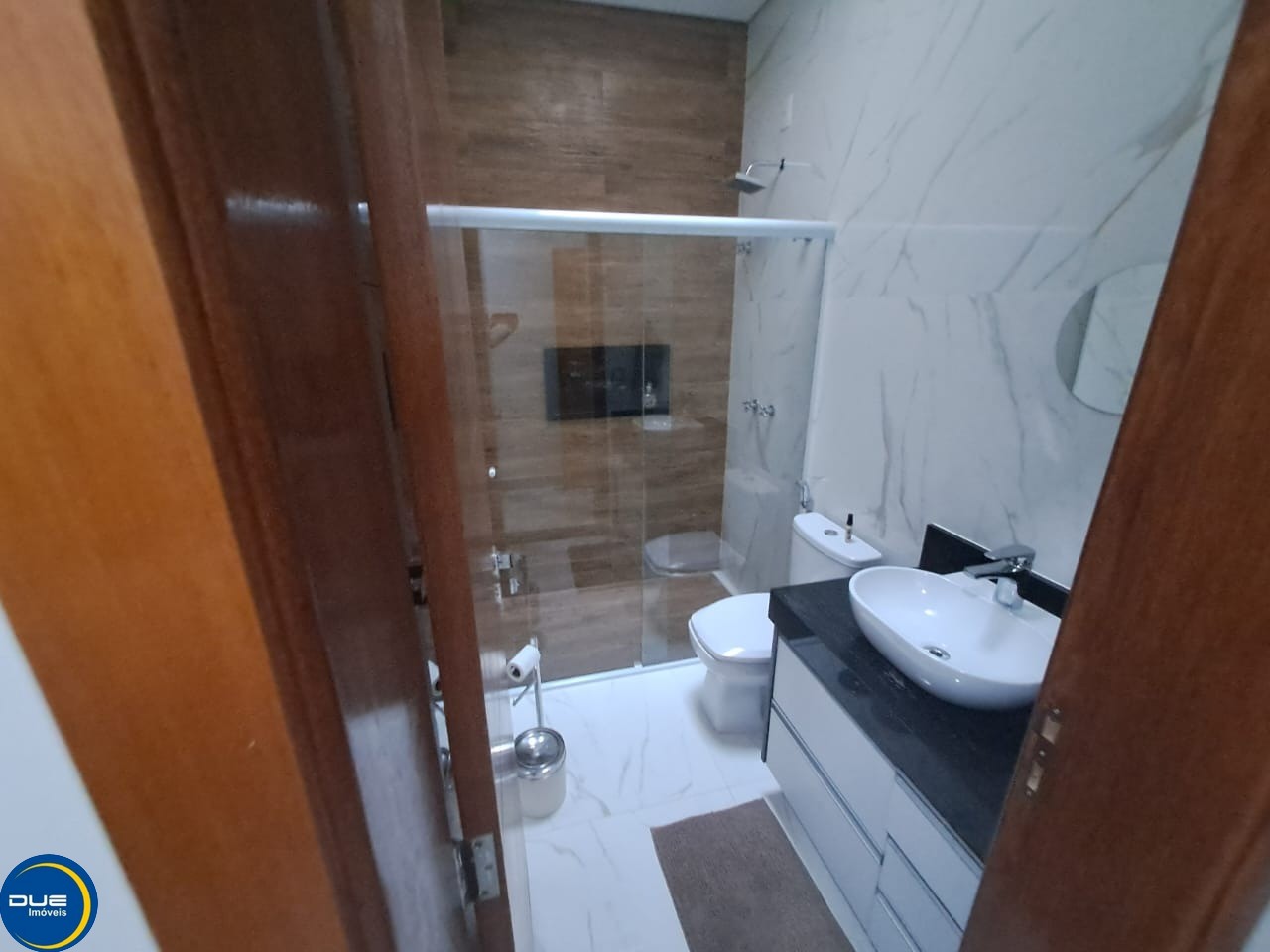 Casa à venda e aluguel com 3 quartos, 150m² - Foto 9